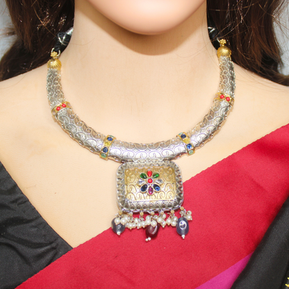 RAJWADI DUAL-TONE HASLI LOOK NECKLACE-MAGENTA & GREEN