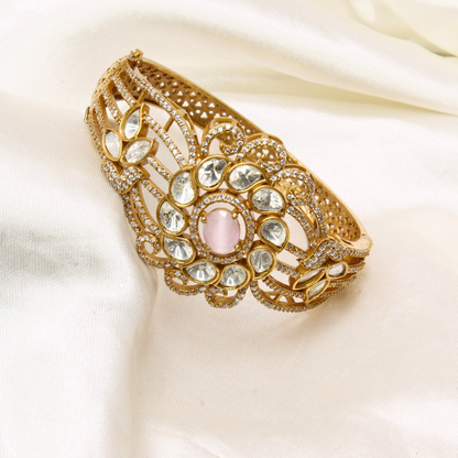 POLKI MOISSANITE FLOWER ANTIQUE GOLDEN BRACELET-PINK