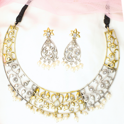 DUAL-TONE CUTWORK NECKLACE SET