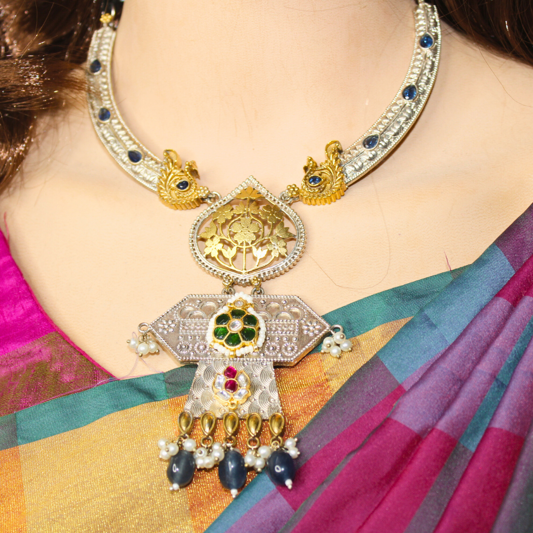 RAJWADI DUAL-TONE PACHI KUNDAN NECKLACE SET