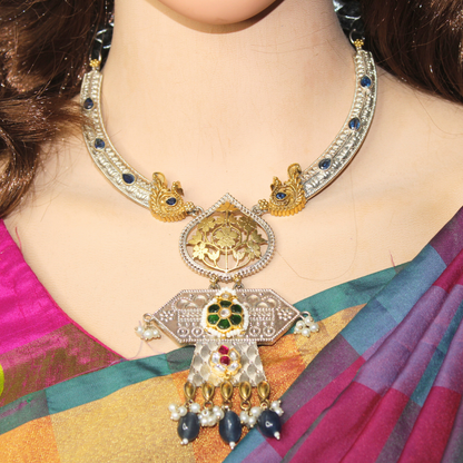 RAJWADI DUAL-TONE PACHI KUNDAN NECKLACE SET