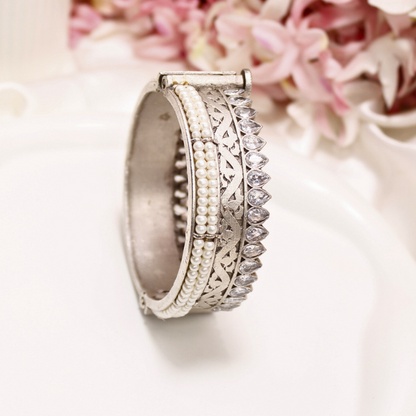 ZAVERI- SILVER REPLICA PEARL KADA