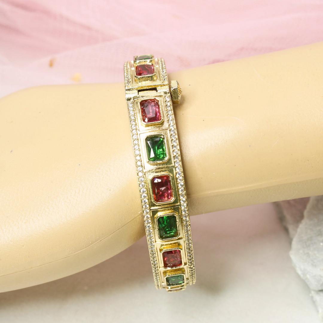 SUHANA MOISSANITE KADA-RED & GREEN