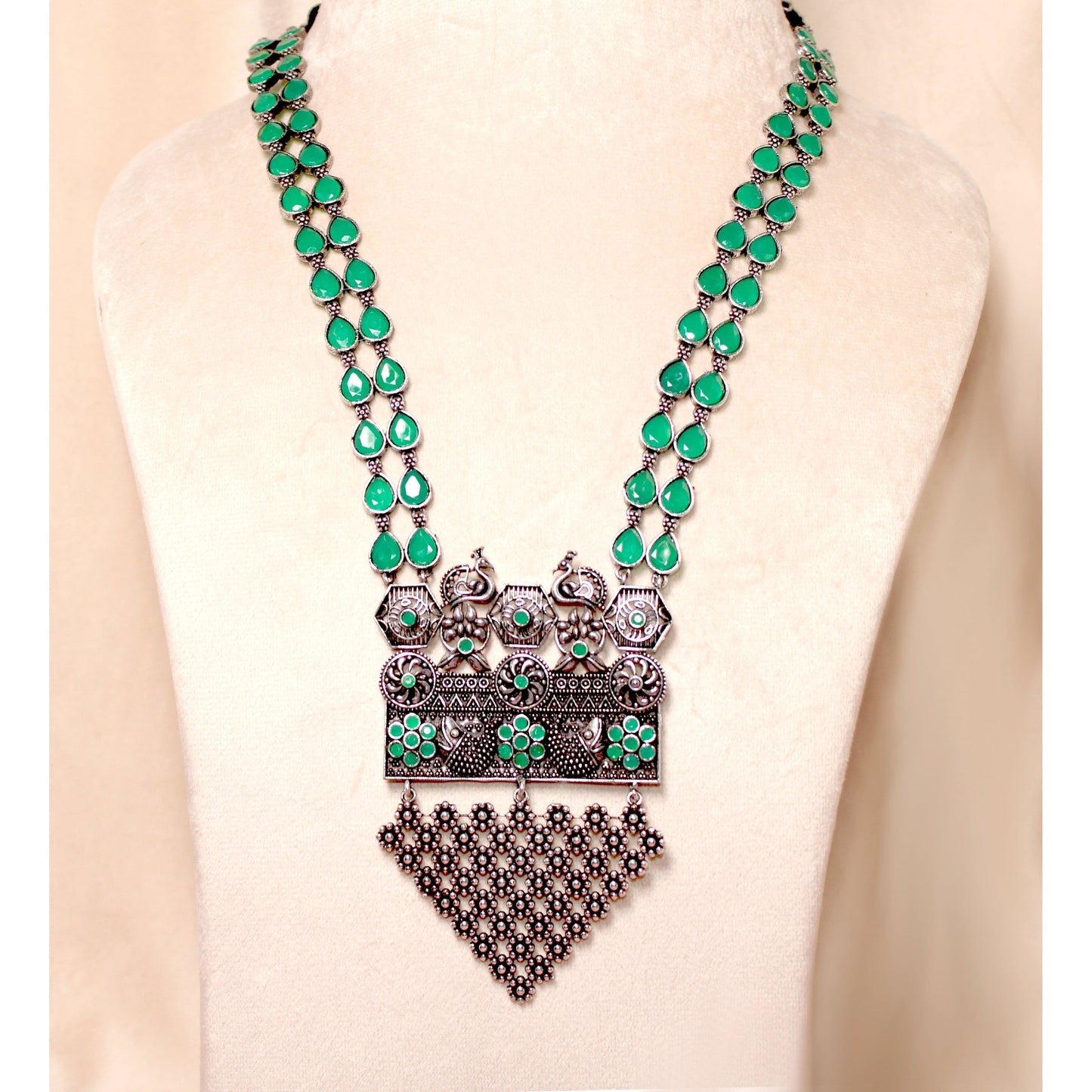 DO-LADI LONG HAAR-NECKLACE SET IN GREEN COLOUR WITH BIG JHUMKI EARRINGS FROM PARAMPARA COLLECTION -Necklaces