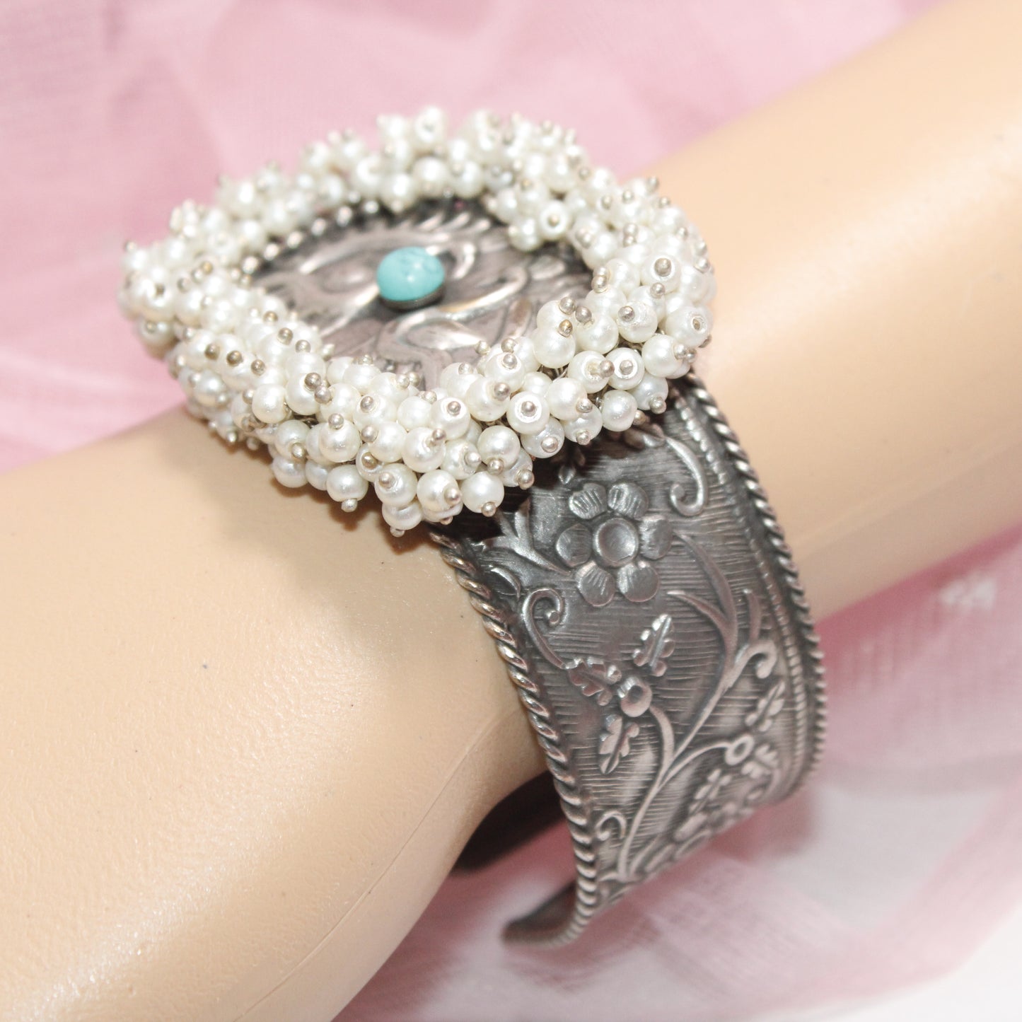 SILVER REPLICA CUFF BRACELET WITH PEARLS