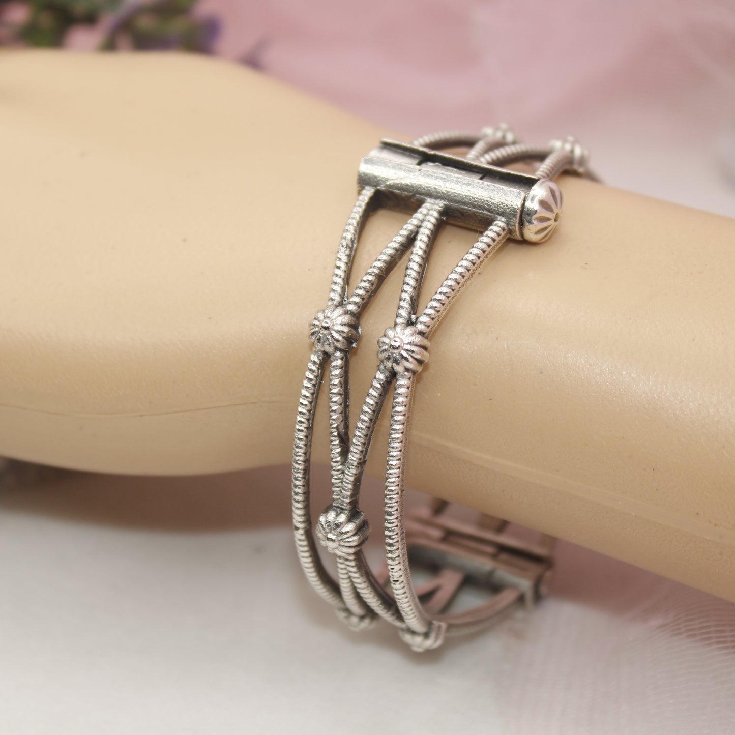 SILVER REPLICA OPENABLE BANGLE