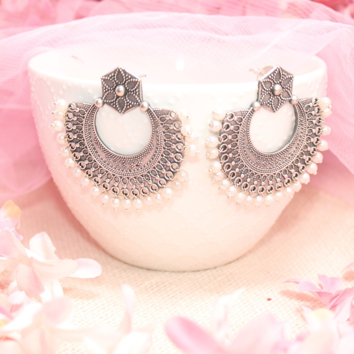 AALAM CHANDBALI WITH PEARLS -EARRING