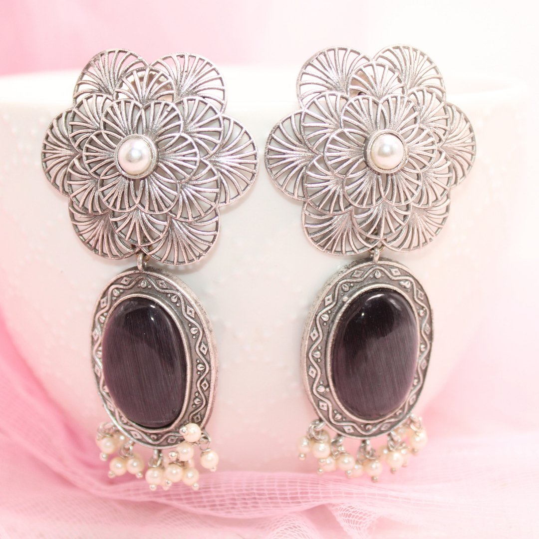 BIG FLOWER JAALI WITH MONALISA STONE EARRING-BLACK -EARRING