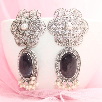 BIG FLOWER JAALI WITH MONALISA STONE EARRING-BLACK -EARRING