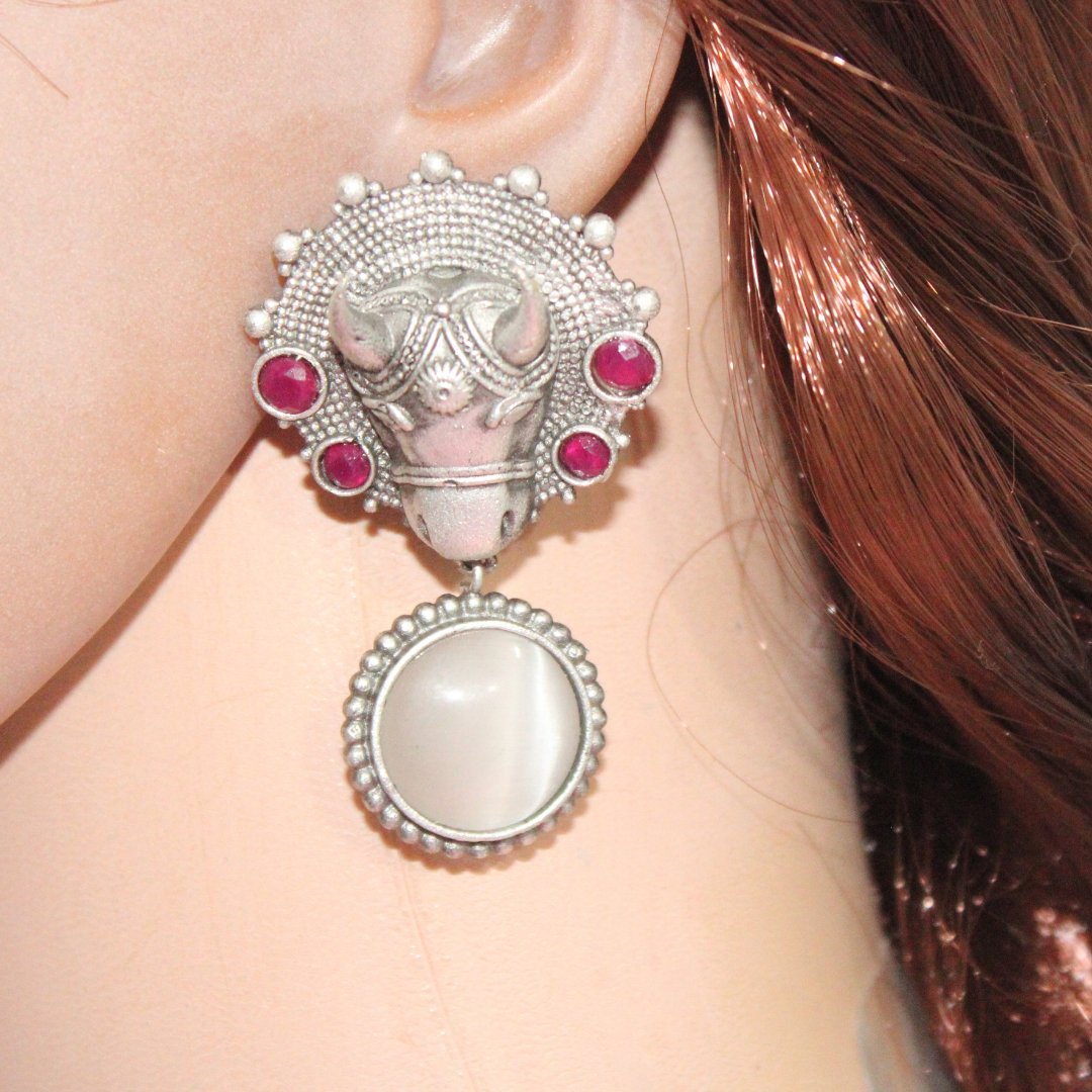 BIG NANDI FACE WITH MONALISA STONE EARRING-GREY -EARRING