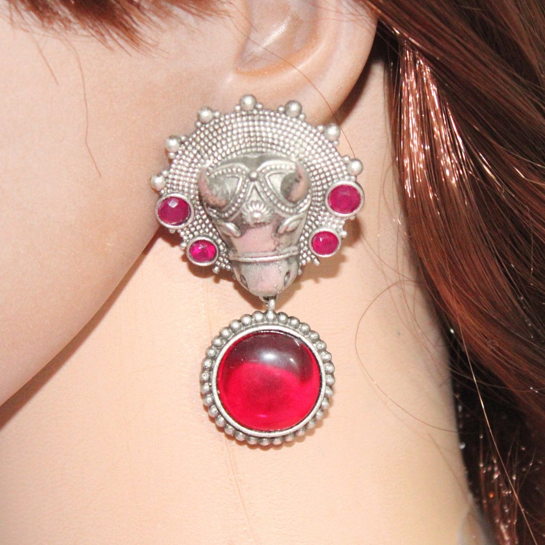 BIG NANDI FACE WITH MONALISA STONE EARRING-RED -EARRING