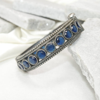 BIG ROUND MULTI STONE KADA - BLUE - kada