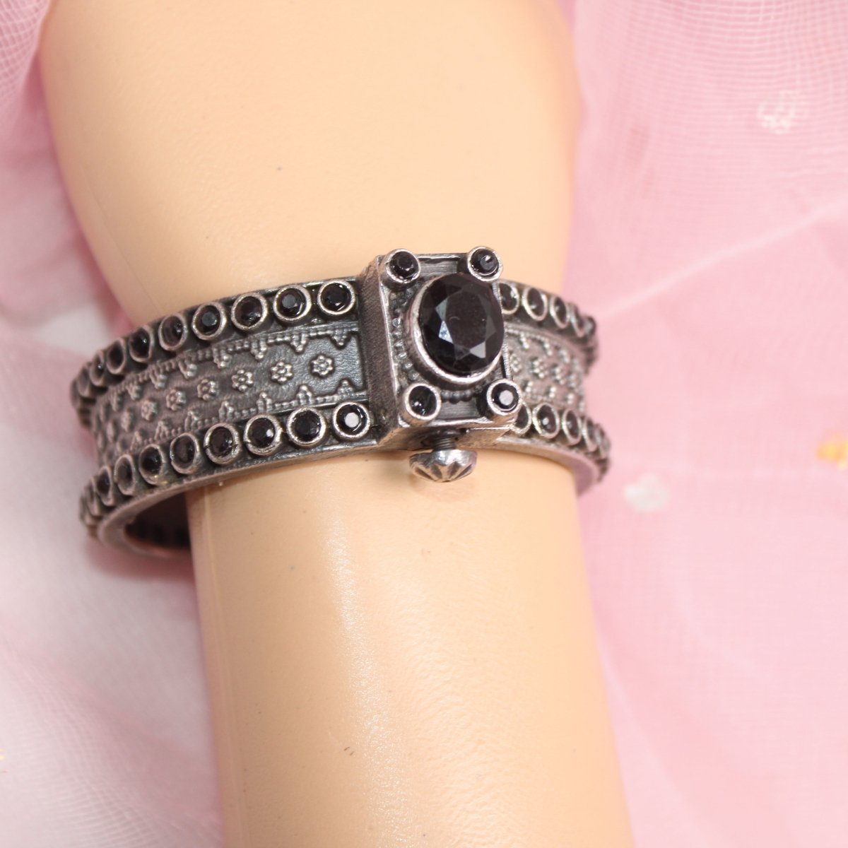 BOHO BIG STONE KADA-BLACK -kada