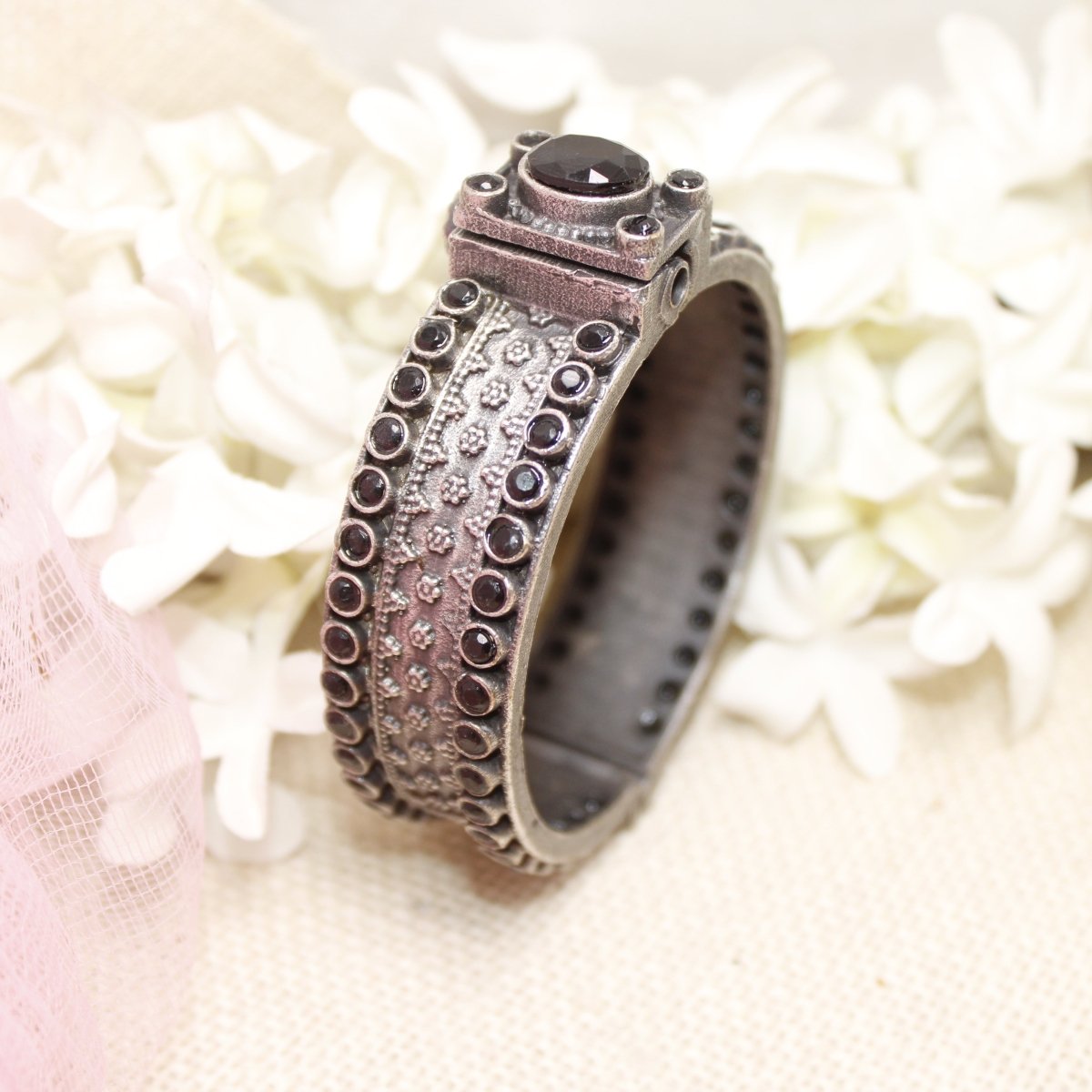 BOHO BIG STONE KADA-BLACK -kada