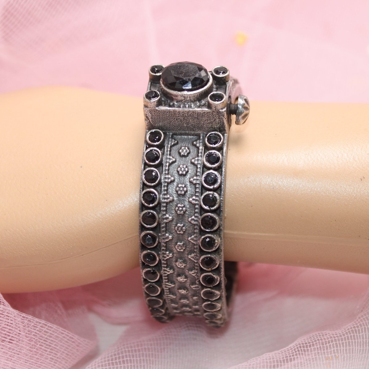 BOHO BIG STONE KADA-BLACK -kada