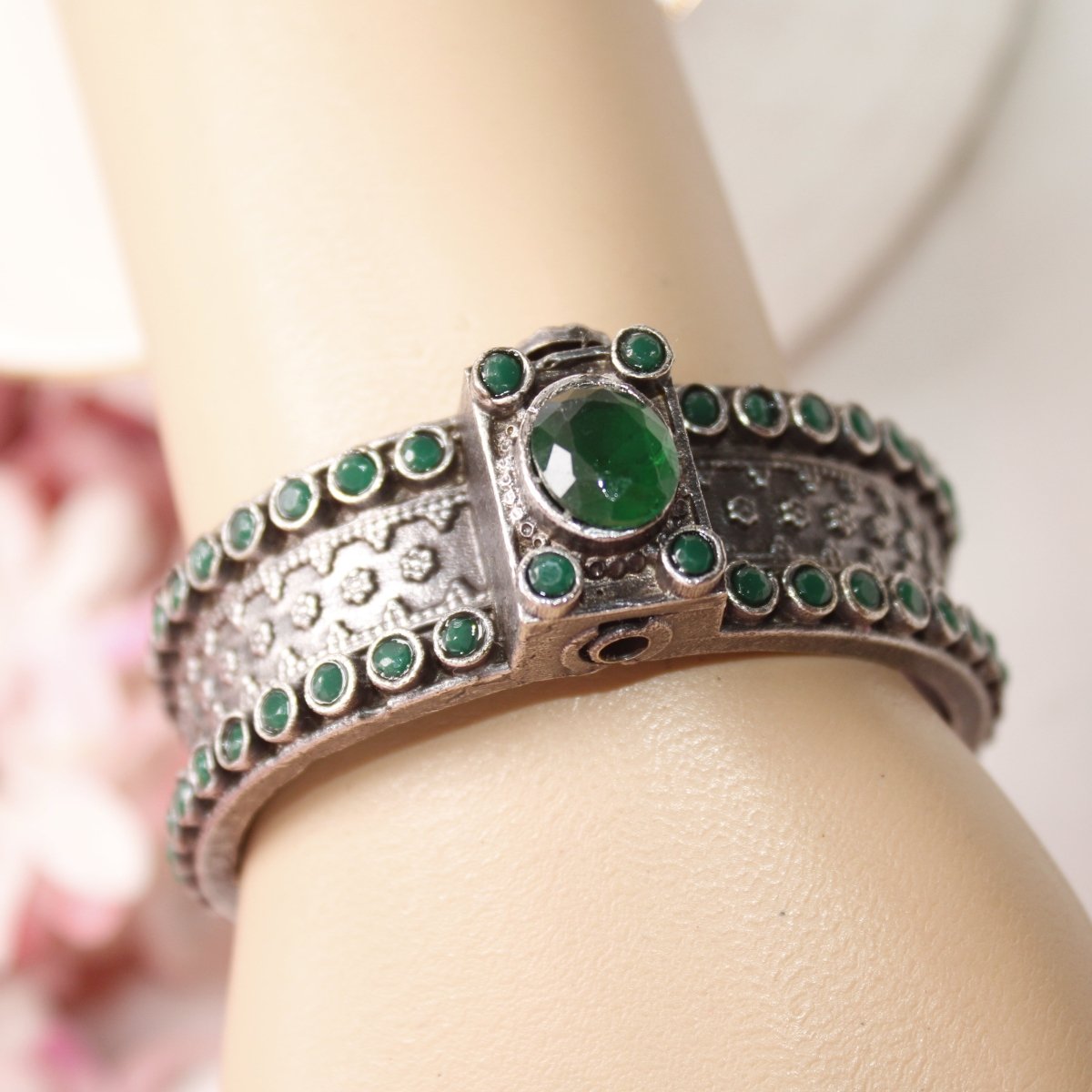 BOHO BIG STONE KADA - GREEN - kada