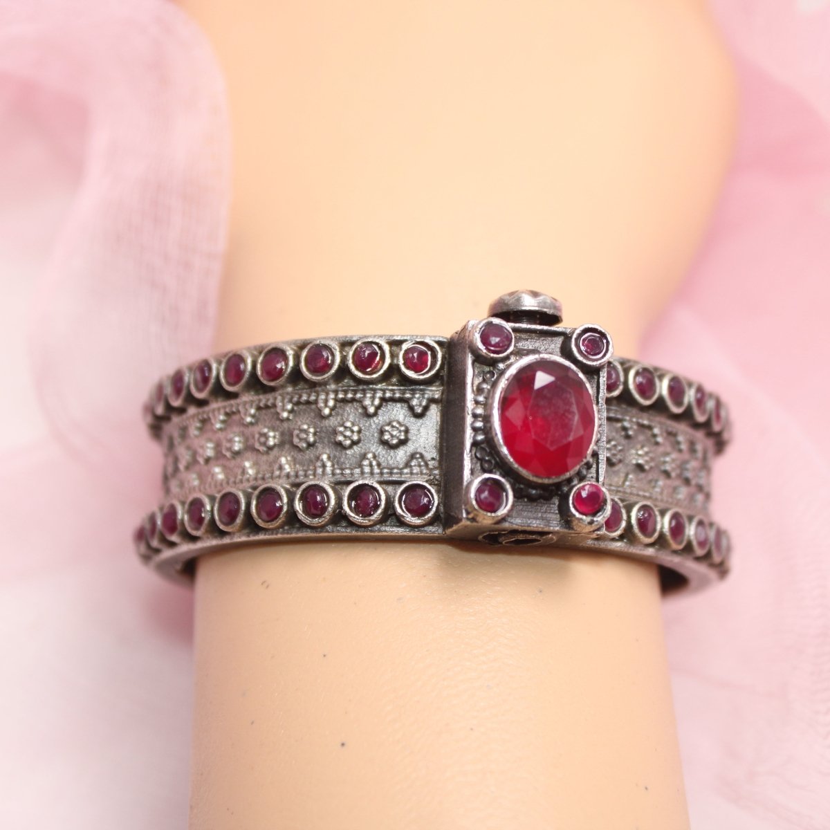 BOHO BIG STONE KADA-RED -kada