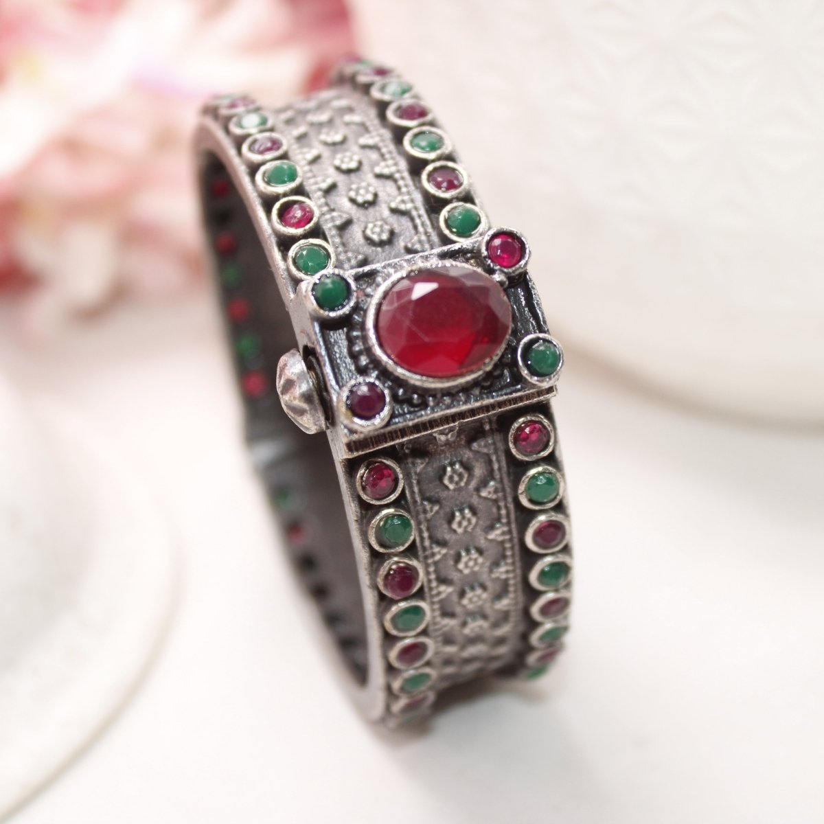 BOHO BIG STONE KADA - RED & GREEN - kada