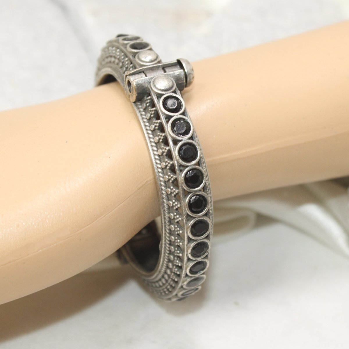 BOHO CHAKRA PATTERN MULTI STONE KADA - BLACK - kada