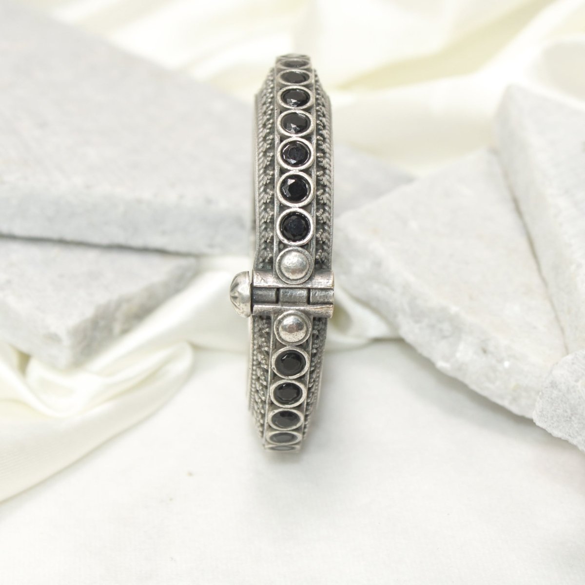 BOHO CHAKRA PATTERN MULTI STONE KADA - BLACK - kada