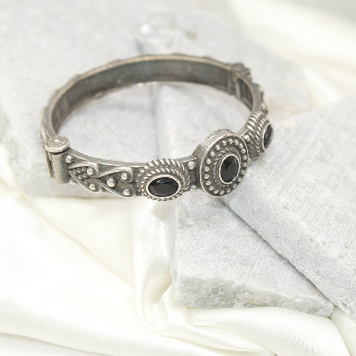 BRACELET LOOK ANTIQUE FINISH KADA - BLACK - kada