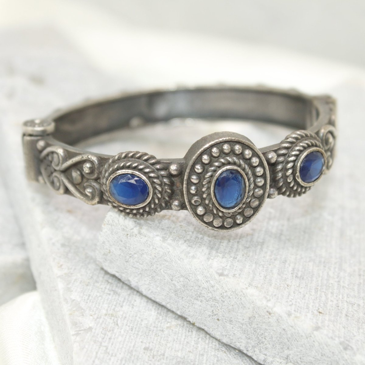 BRACELET LOOK ANTIQUE FINISH KADA - BLUE - kada