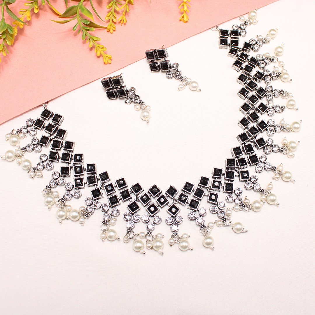 CRYSTAL NECKLACE SET-BLACK -Necklaces