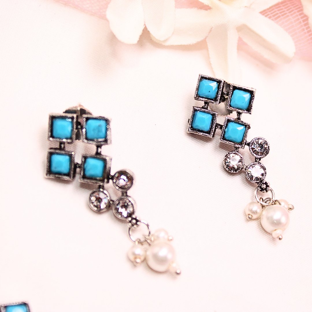 CRYSTAL NECKLACE SET-BLUE -Necklaces