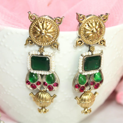 DUAL - TONE NANDI PENDANT SET - GREEN (GOLDEN EARRING) - Charms & Pendants