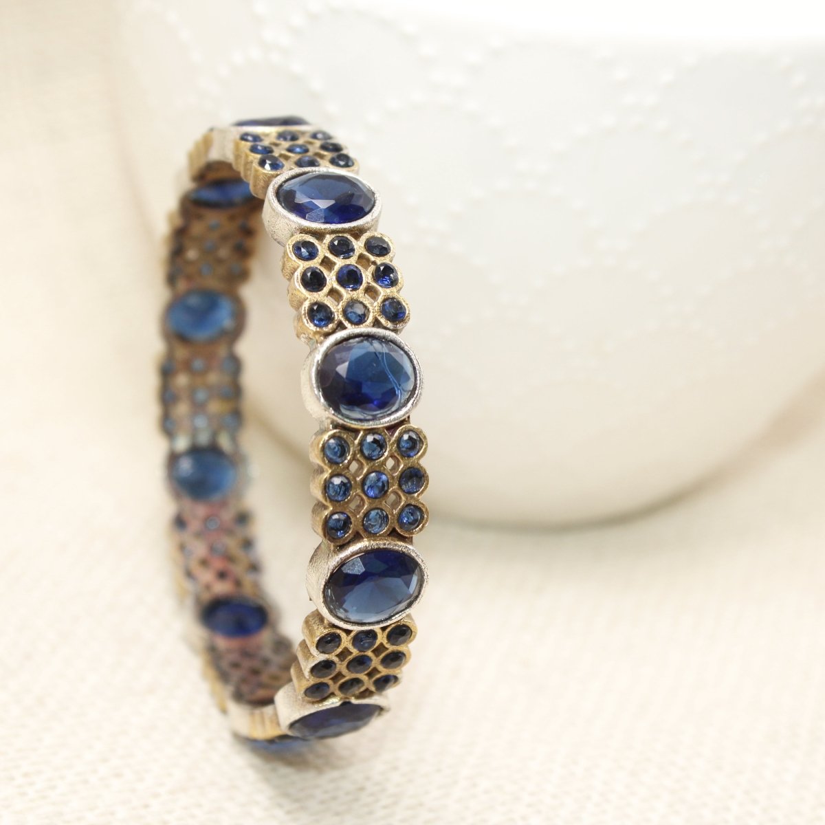 DUAL - TONE OVAL AND DOTS STONE KADA - BLUE - kada