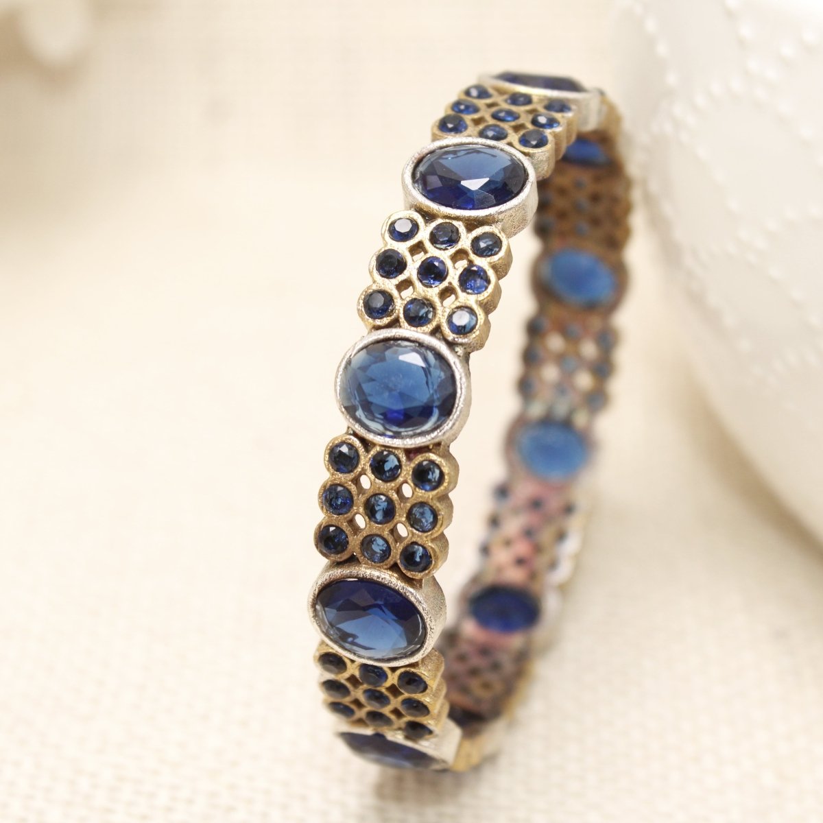 DUAL - TONE OVAL AND DOTS STONE KADA - BLUE - kada