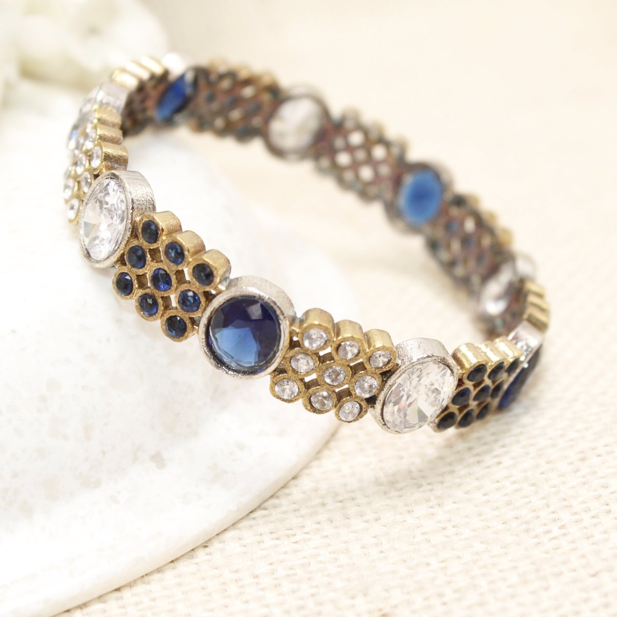 DUAL - TONE OVAL AND DOTS STONE KADA - BLUE & WHITE - kada