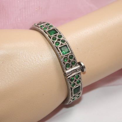 DUAL - TONE SQUARE AND DOTS STONE KADA - GREEN - kada