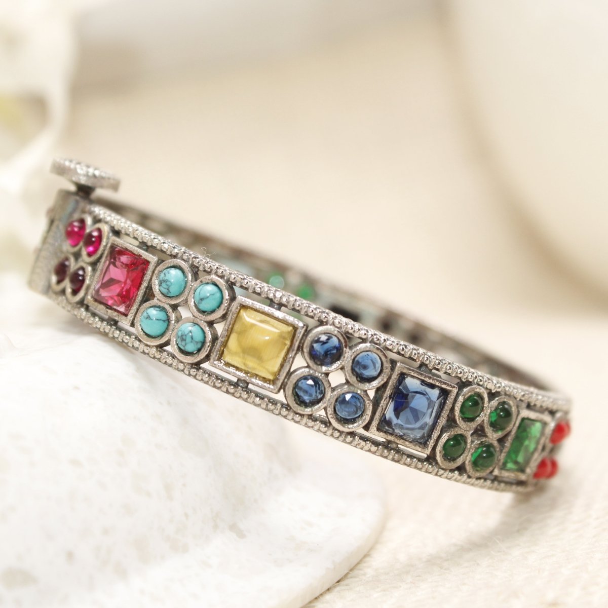 DUAL - TONE SQUARE AND DOTS STONE KADA - MULTICOLOUR - kada