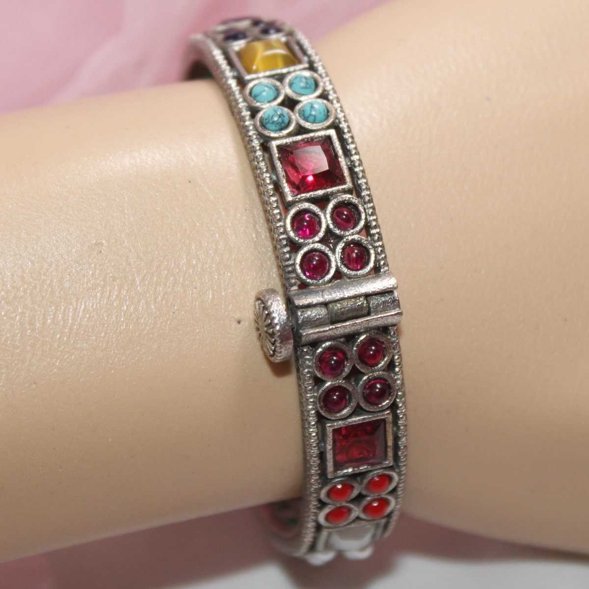 DUAL - TONE SQUARE AND DOTS STONE KADA - MULTICOLOUR - kada