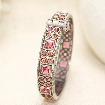 DUAL - TONE SQUARE AND DOTS STONE KADA - RED - kada