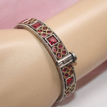 DUAL - TONE SQUARE AND DOTS STONE KADA - RED - kada