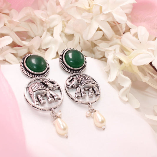 ELEPHANT IN RING & MONALISA STONE EARRING-GREEN -EARRING