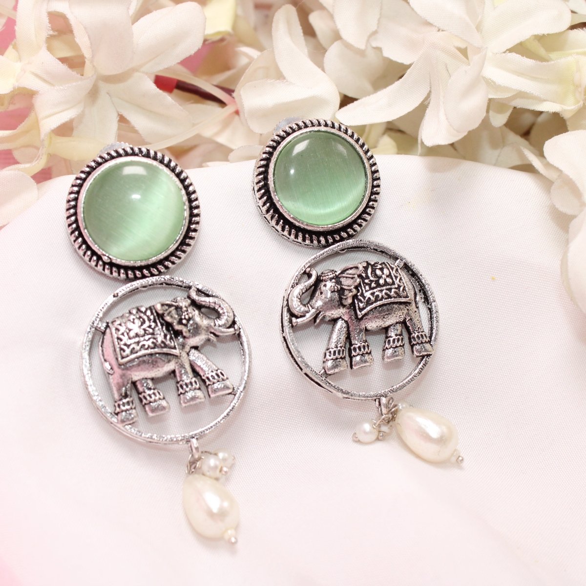 ELEPHANT IN RING & MONALISA STONE EARRING-LIGHT GREEN -EARRING