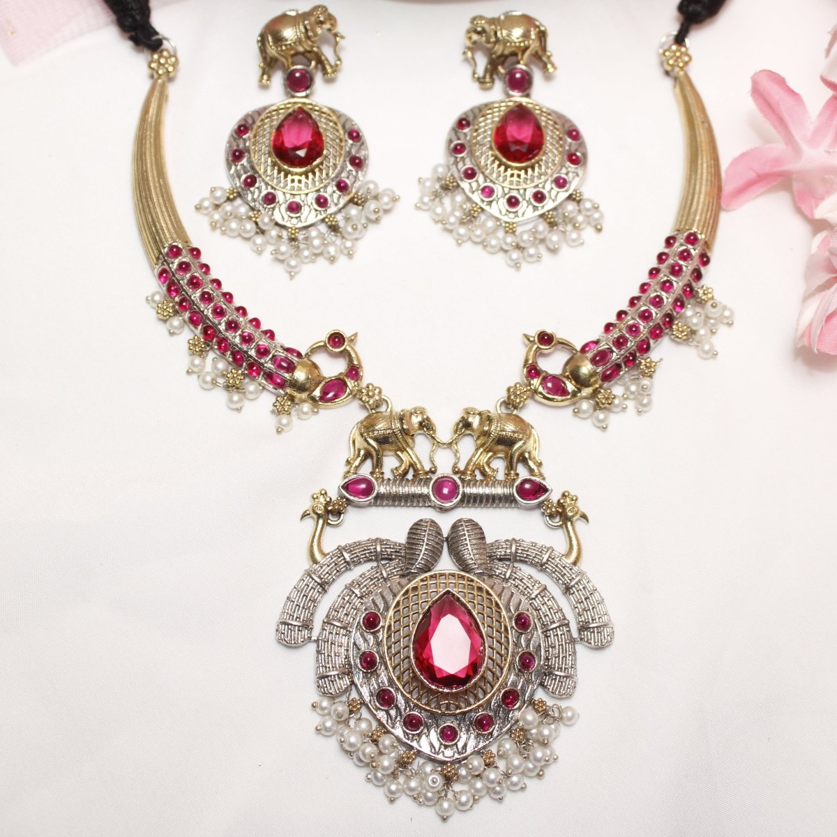 GAJ PAIR DUAL - TONE HASLI NECKLACE - MAROON - Necklaces