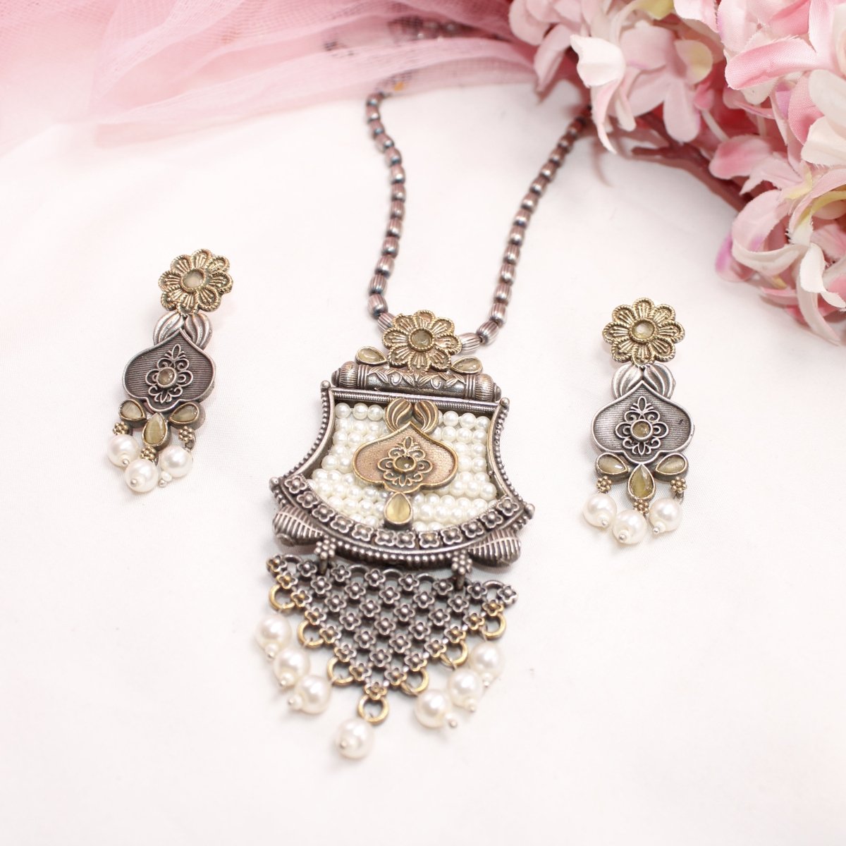 GULDASTA - DUAL - TONE PEARL JAALI ANTIQUE GOLDEN PENDANT SET - LIGHT BROWN - Charms & Pendants