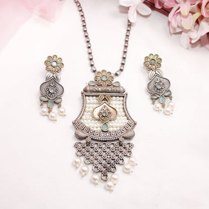 GULDASTA - DUAL - TONE PEARL JAALI ANTIQUE GOLDEN PENDANT SET - MINT - Charms & Pendants