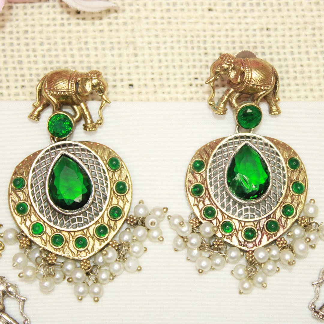 HAATHI PAIR DUAL TONE LONG HAAR - GREEN - Necklaces