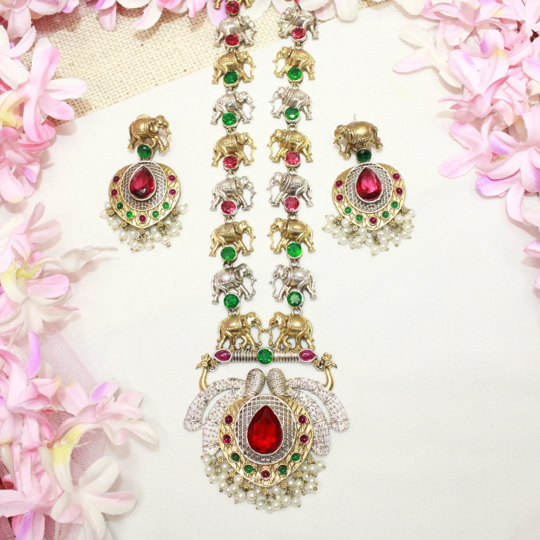 HAATHI PAIR DUAL TONE LONG HAAR - RED & GREEN - Necklaces