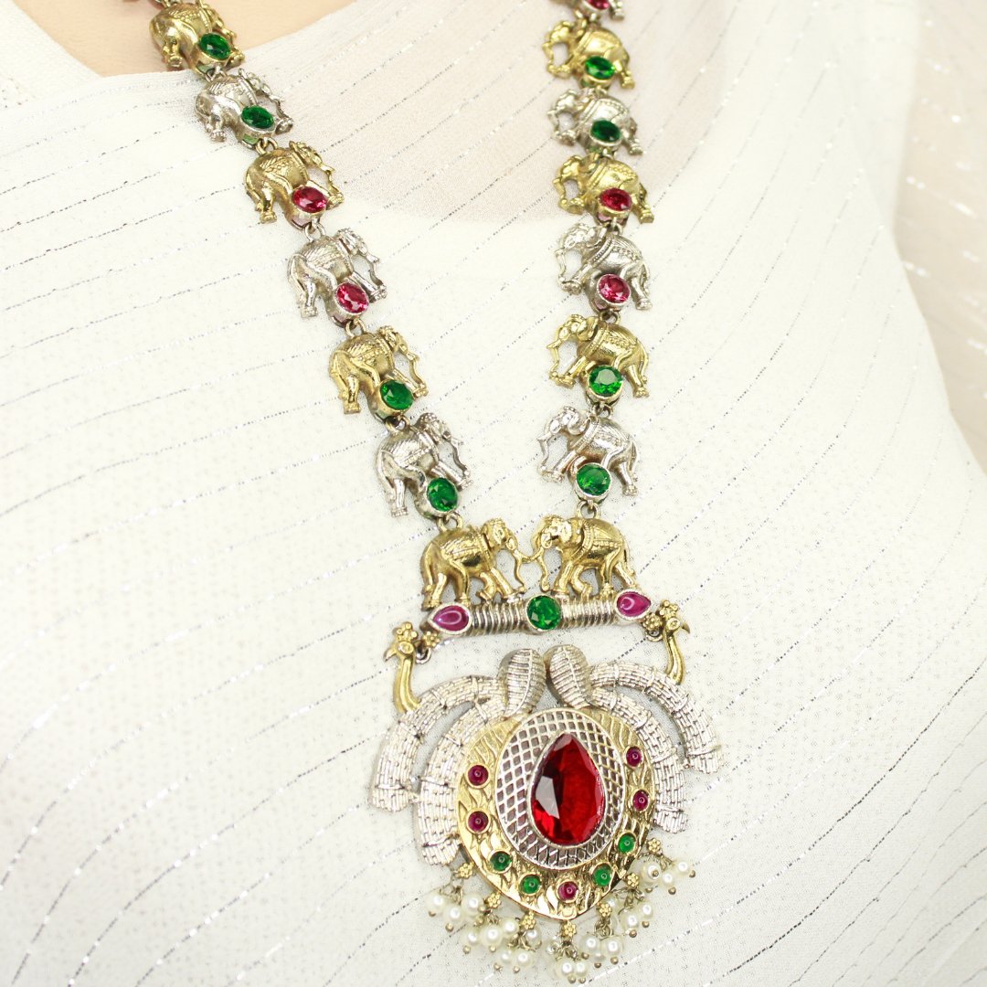 HAATHI PAIR DUAL TONE LONG HAAR - RED & GREEN - Necklaces