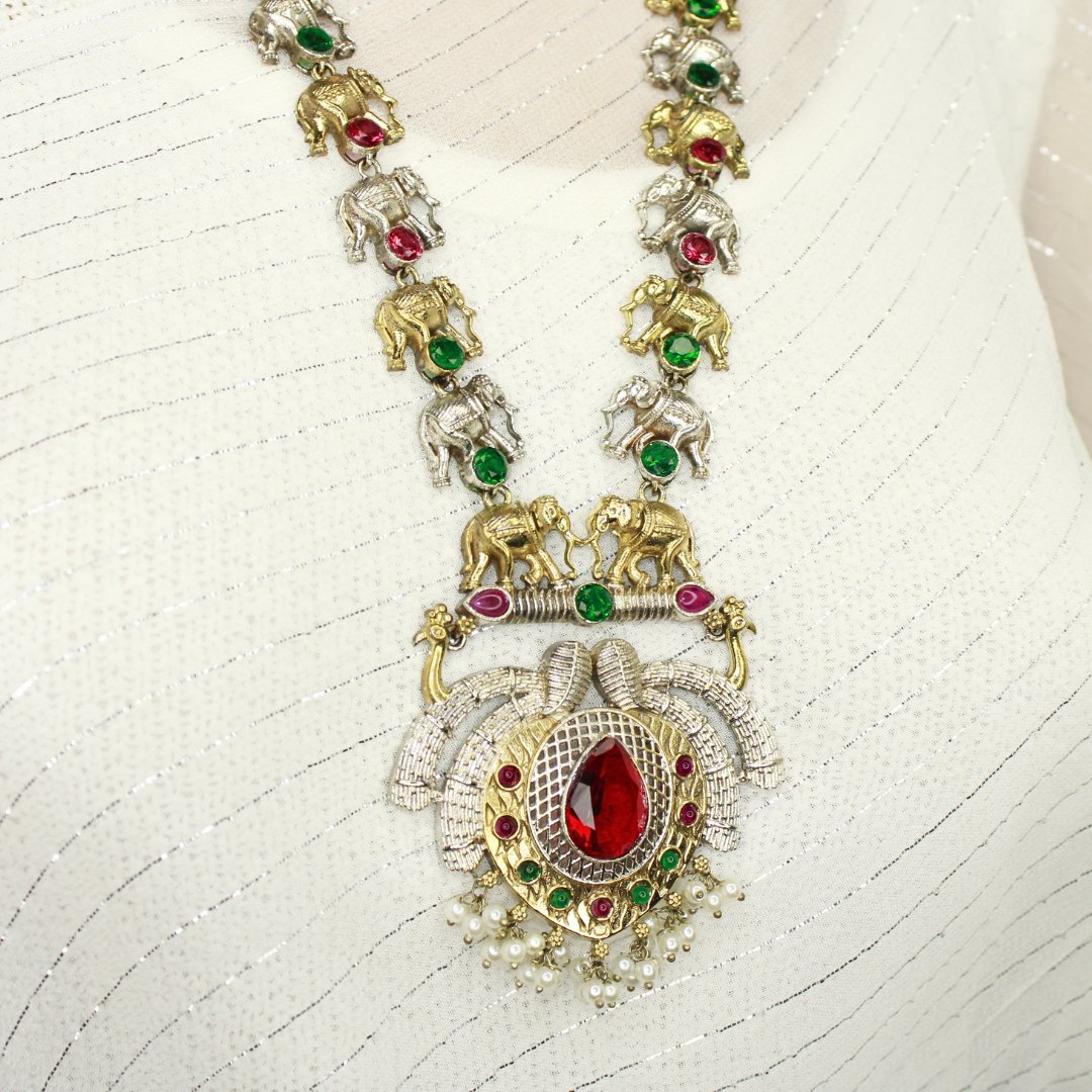 HAATHI PAIR DUAL TONE LONG HAAR - RED & GREEN - Necklaces