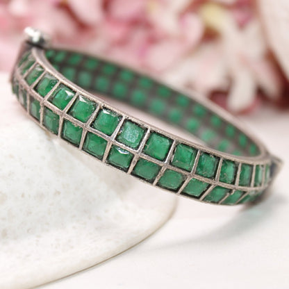 KAASHI - OXIDISED SILVER LOOK ALIKE KADA - GREEN - kada