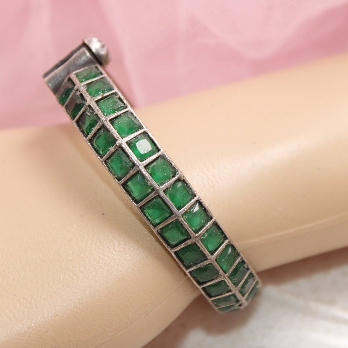 KAASHI - OXIDISED SILVER LOOK ALIKE KADA - GREEN - kada