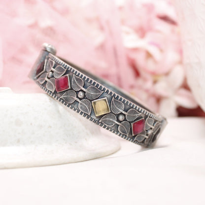 KALI - OXIDISED SILVER LOOK ALIKE KADA - RED YELLOW BLACK - kada