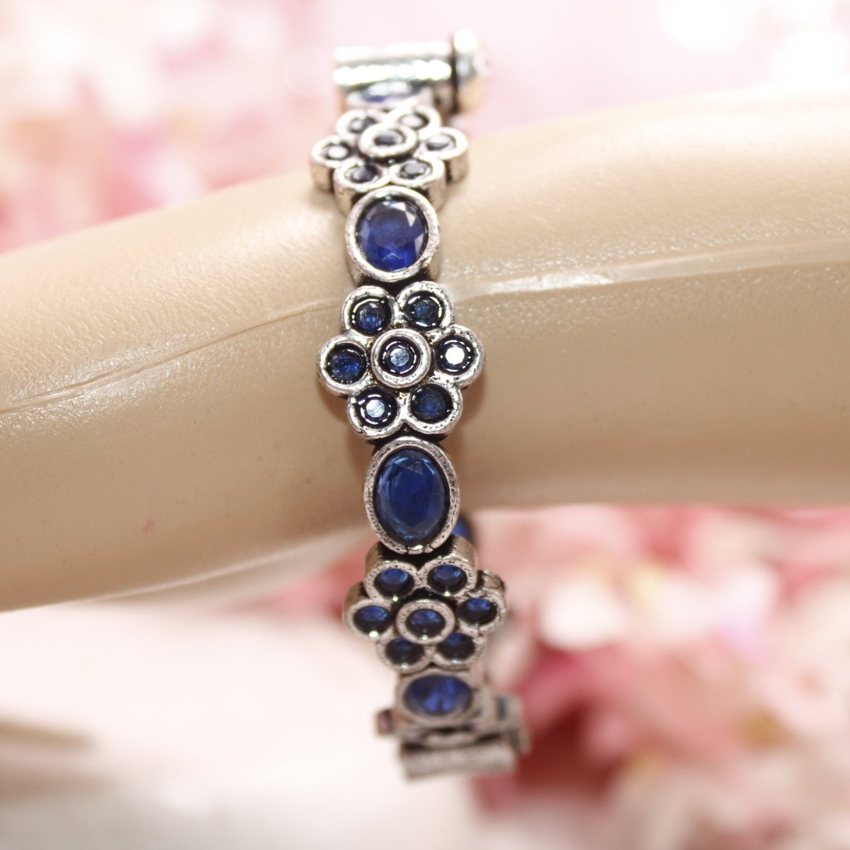 KALKI - OXIDISED SILVER LOOK ALIKE KADA - BLUE - kada